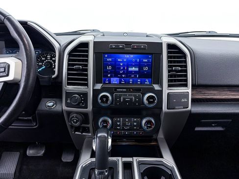 Used 2019 Ford F150 Lariat w/ Equipment Group 502A Luxury image 9