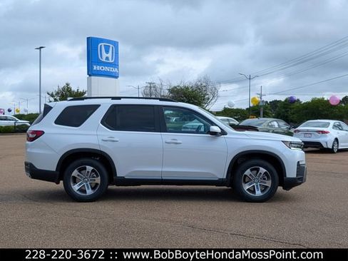 New 2026 Honda Pilot EX-L image 6