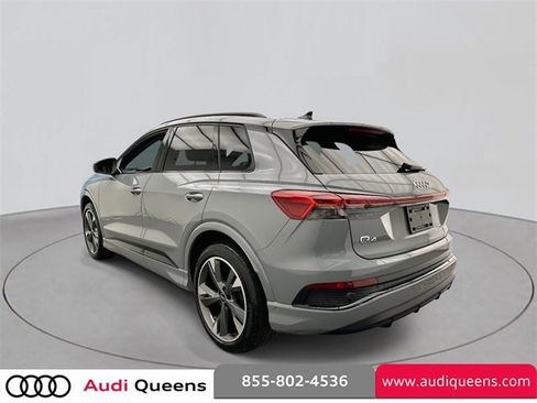 Used 2024 Audi Q4 e-tron Premium Plus w/ Premium Plus image 2