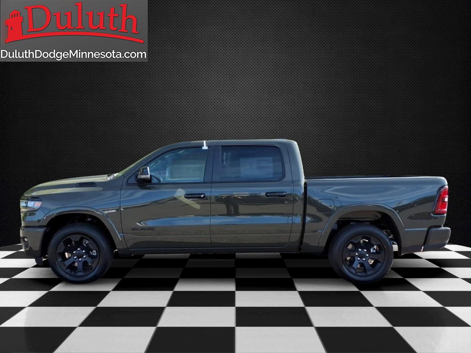 New 2027 RAM 1500 4x4 Crew Cab image 2