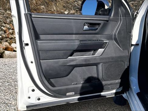 Used 2024 Toyota Tundra Platinum image 22