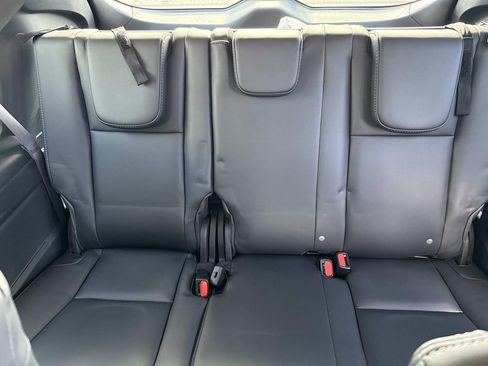 New 2026 Subaru Ascent Limited image 16