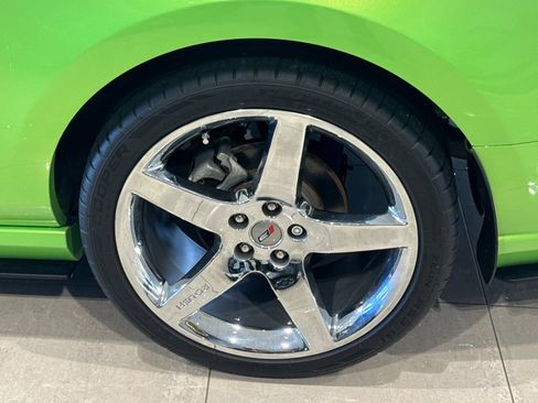 Used 2013 Ford Mustang GT Premium RWD image 22