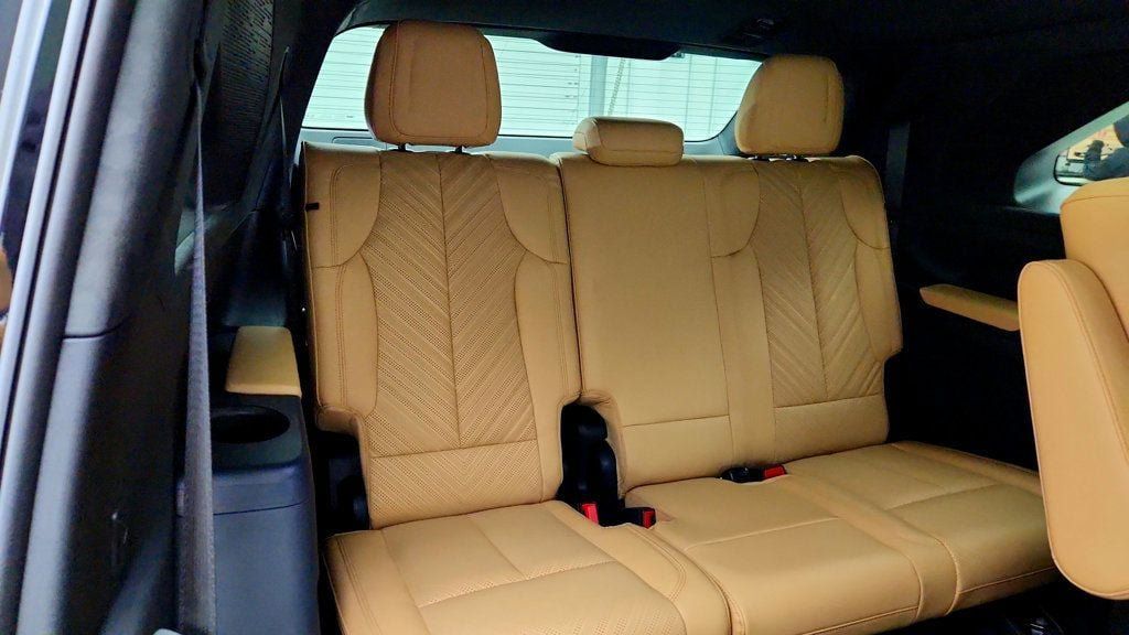 Used 2025 Cadillac Escalade IQ Sport 2 AWD/4WD image 26