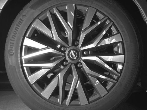 Used 2025 Nissan Altima 2.5 SV image 12