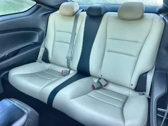 Used 2017 Honda Accord Touring image 14