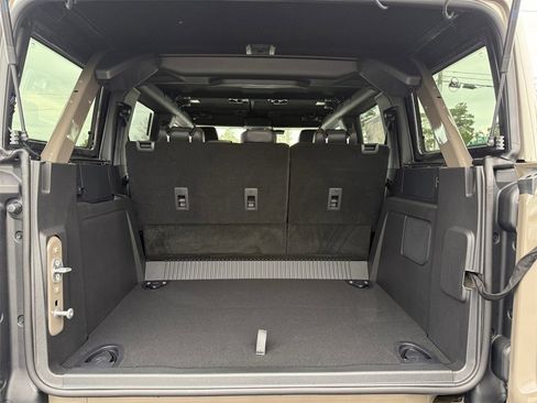 New 2025 Ford Bronco Outer Banks w/ Sasquatch Package image 18