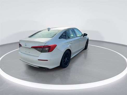 Used 2023 Honda Civic Sport image 8