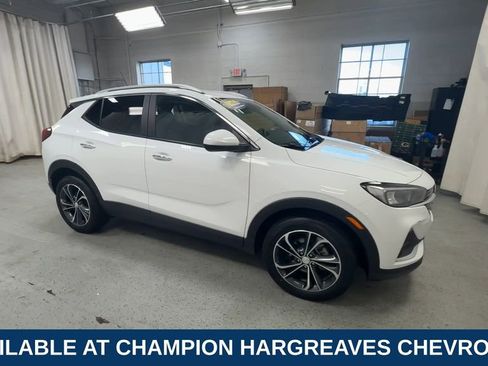 Certified 2023 Buick Encore GX Select w/ Safety Package II FWD image 2