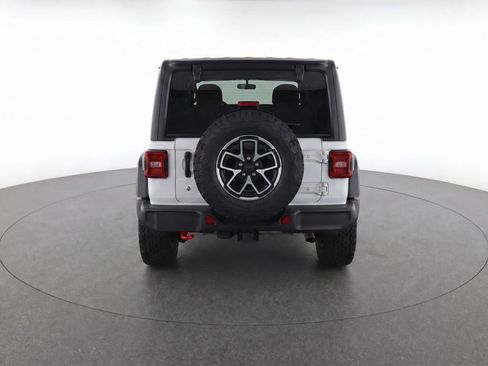 Used 2025 Jeep Wrangler Unlimited Rubicon AWD/4WD image 7