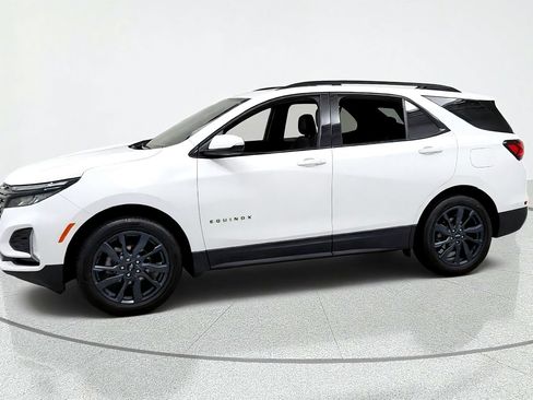 Used 2024 Chevrolet Equinox RS w/ RS Leather Package AWD/4WD image 2