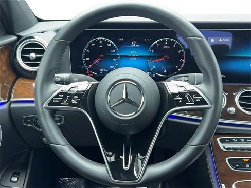 Used 2023 Mercedes-Benz E 350 Sedan image 16
