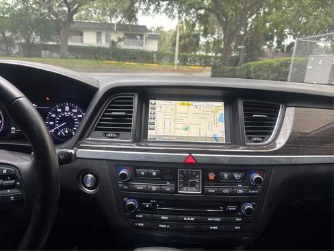 Used 2018 Genesis G80 3.8 w/ Option Group 02 image 13