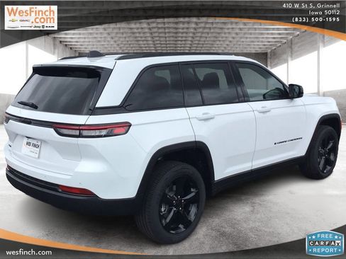New 2025 Jeep Grand Cherokee 4WD image 5