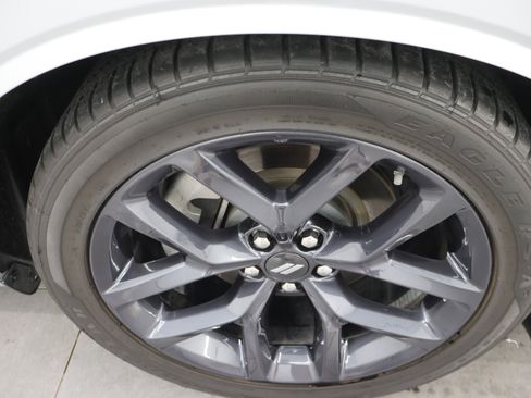 Used 2023 Dodge Challenger R/T w/ Blacktop Package RWD image 3
