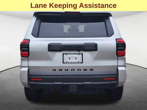 Certified 2025 Toyota 4Runner TRD Off-Road AWD/4WD image 6