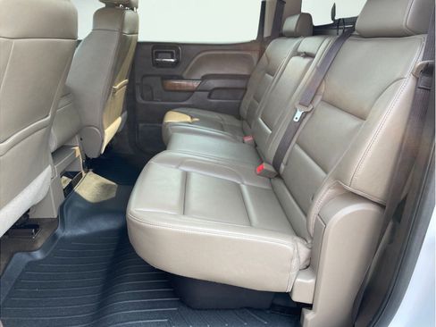 Used 2017 GMC Sierra 1500 SLT w/ SLT Preferred Package AWD/4WD image 15