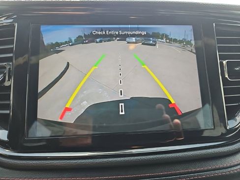 Certified 2022 Dodge Durango R/T w/ Blacktop Package AWD/4WD image 36