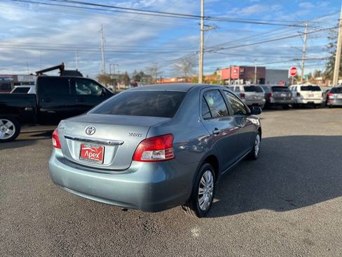 Used 2010 Toyota Yaris Sedan image 5