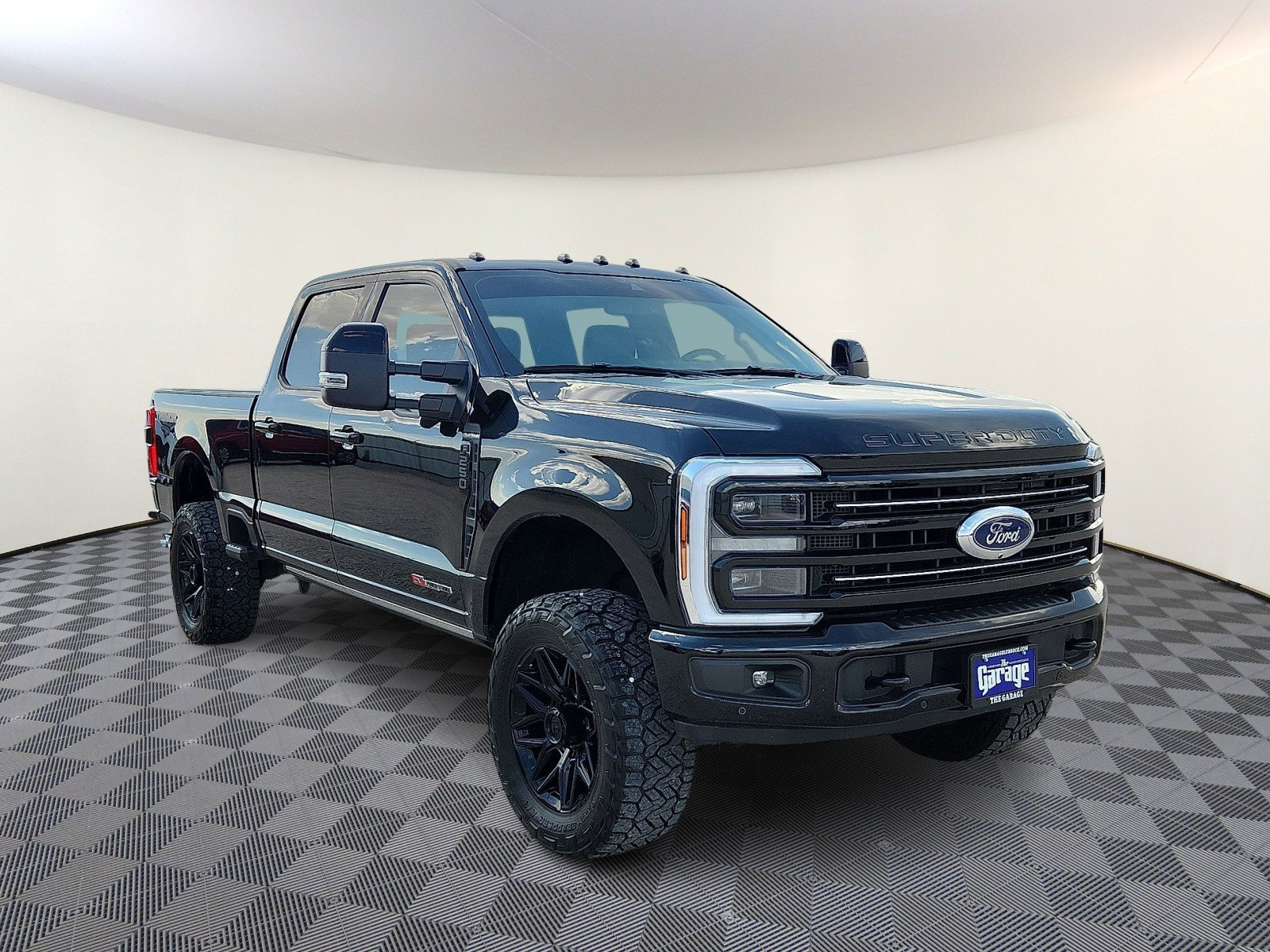 Used 2025 Ford F250 Platinum w/ Tremor Off-Road Package AWD/4WD image 6