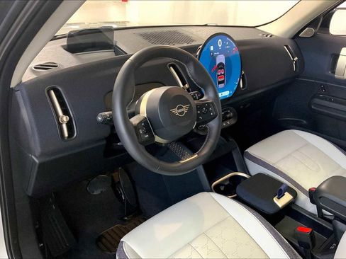 Certified 2025 MINI Cooper Countryman S image 17