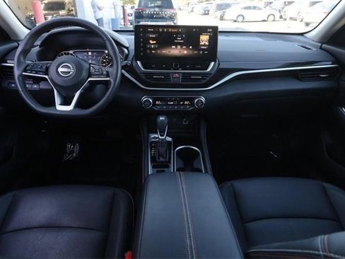 Certified 2024 Nissan Altima 2.0 SR image 20