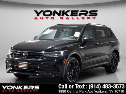 Used 2022 Volkswagen Tiguan SE R-Line