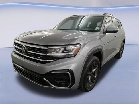 Used 2021 Volkswagen Atlas SE FWD image 3