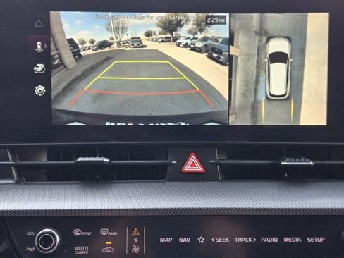 Certified 2023 Kia Sportage SX image 17