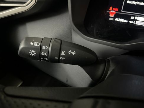 Used 2023 Toyota Sequoia Limited image 65