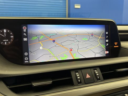 Used 2020 Lexus ES 350 Luxury image 19