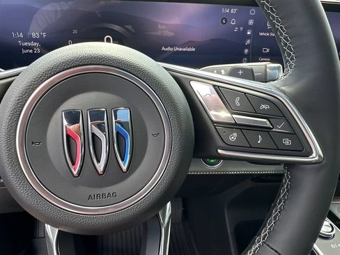 New 2026 Buick Enclave Avenir w/ Super Cruise Package FWD image 27