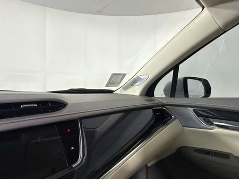 Certified 2024 Cadillac XT6 Premium Luxury w/ Technology Package FWD image 18