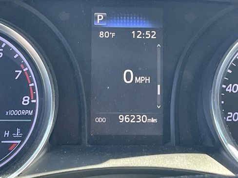 Used 2019 Toyota Camry LE image 8