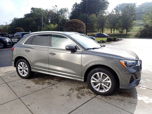 Used 2022 Audi Q3 2.0T Premium image 7