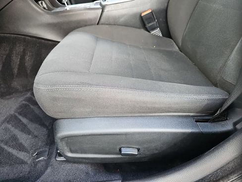 Used 2014 Dodge Charger SE RWD image 16