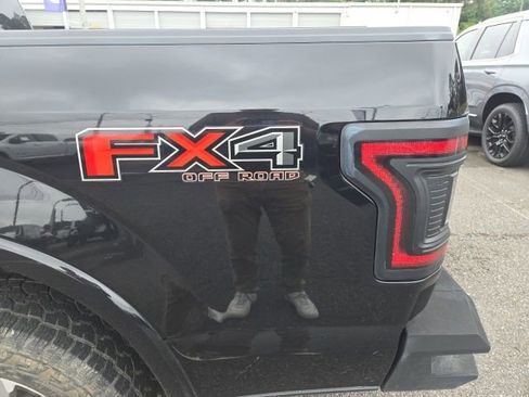 Used 2019 Ford F150 Lariat w/ FX4 Off-Road Package AWD/4WD image 8