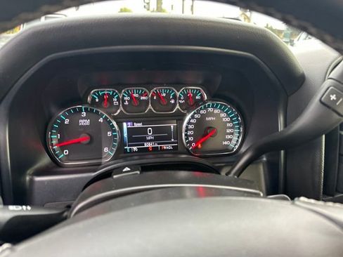 Used 2018 Chevrolet Silverado 1500 LT w/ All Star Edition image 15