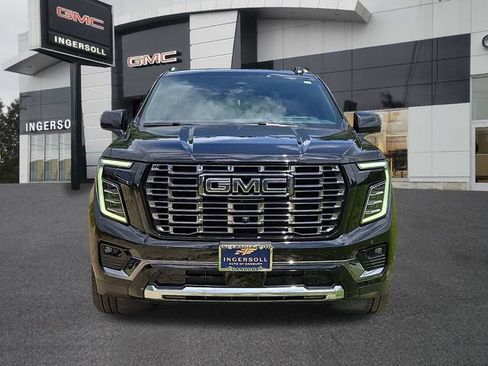 Used 2025 GMC Yukon Denali Ultimate AWD/4WD image 24
