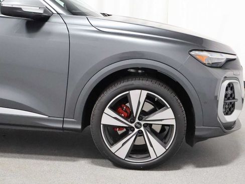 New 2026 Audi SQ5 Premium Plus AWD/4WD image 11