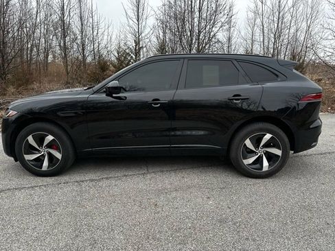 Used 2023 Jaguar F-PACE S image 8