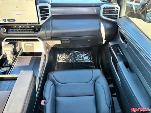 Used 2024 Toyota Tundra Platinum AWD/4WD image 18