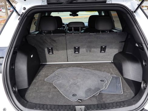 Used 2025 Chevrolet Equinox LT image 31