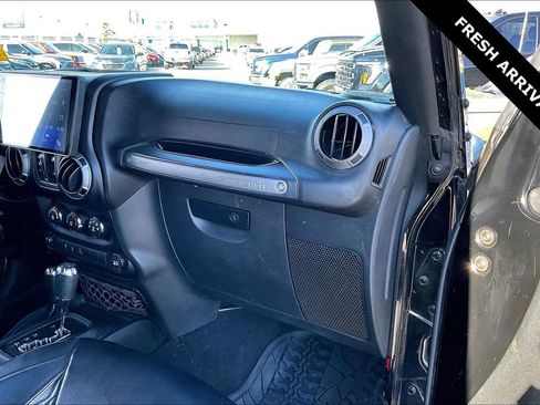 Used 2017 Jeep Wrangler Unlimited Sport w/ Quick Order Package 24S image 23