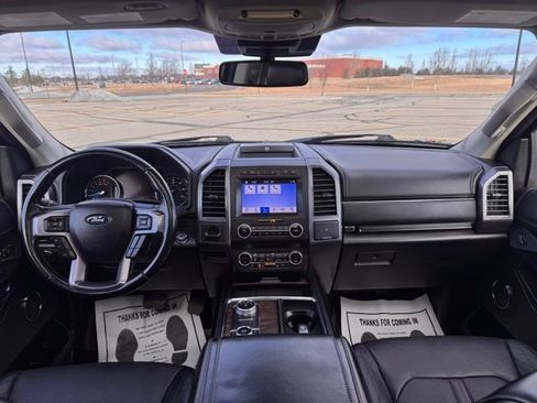 Used 2019 Ford Expedition Platinum image 14