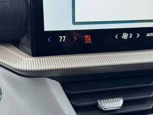 New 2026 Ford Explorer Active w/ Active Comfort Package AWD/4WD image 19