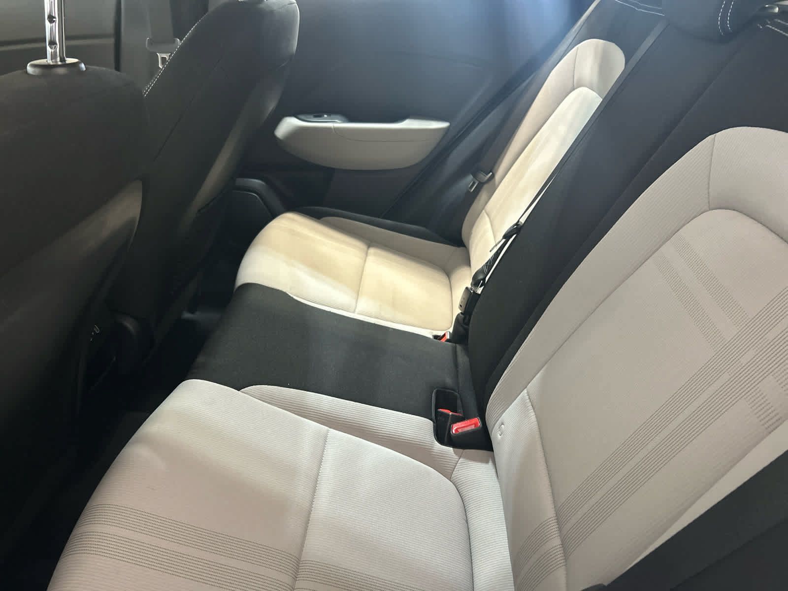 Used 2025 Hyundai Venue SEL FWD image 10