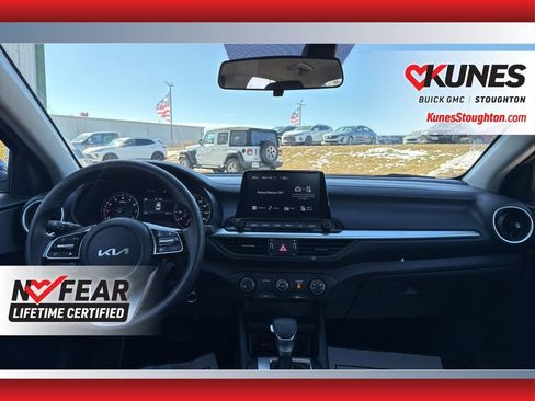 Used 2024 Kia Forte LXS image 38