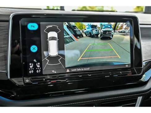 Used 2024 Volkswagen Atlas SEL image 19