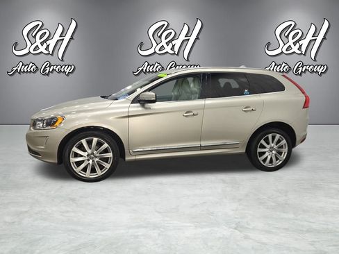 Used 2017 Volvo XC60 T5 Inscription w/ Preferred Option Package image 18